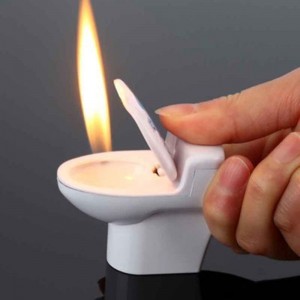 Смішна новинка запальничка модель запальнички з лещатами