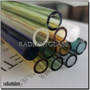 Farvet højborosilikatglasrør Kreativt glastilbehør Producenter Engrosspecifikationer Komplet
