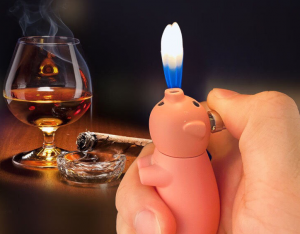 Търговия на едро Creative Piggy Double-Fire Lighter Pig Nose Fire-Breathing Сладка персонализирана персонализирана надуваема запалка