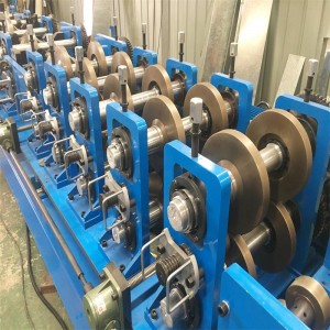 Fournisseur de la Chine Ligne de production de laminoir à goujons et à chenilles en acier léger en acier U / C / L et machine de formage de rouleaux de forme spéciale