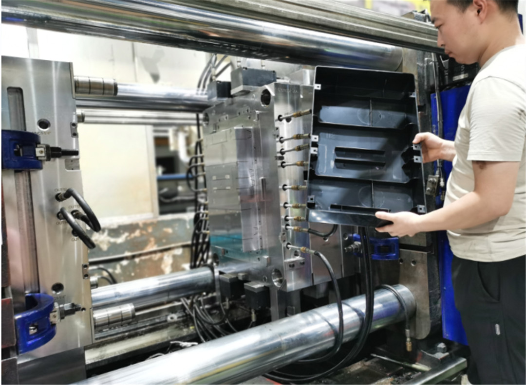 How Automation in CNC Machining Improves Precision and Productivity