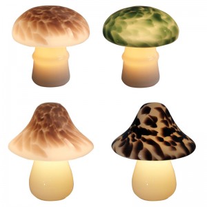 QRF Hot Selling Unique Design Shape Mushroom Battery Powered Table Lamp