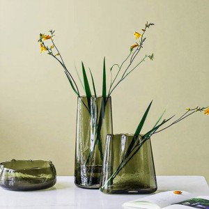 QRF Best Sales Vaso de vidro de deseño único en diferentes tamaños