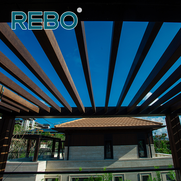 Materiali ndërtimor Paneli i tavanit me pjergull bambuje të jashtme Imazhi i veçuar