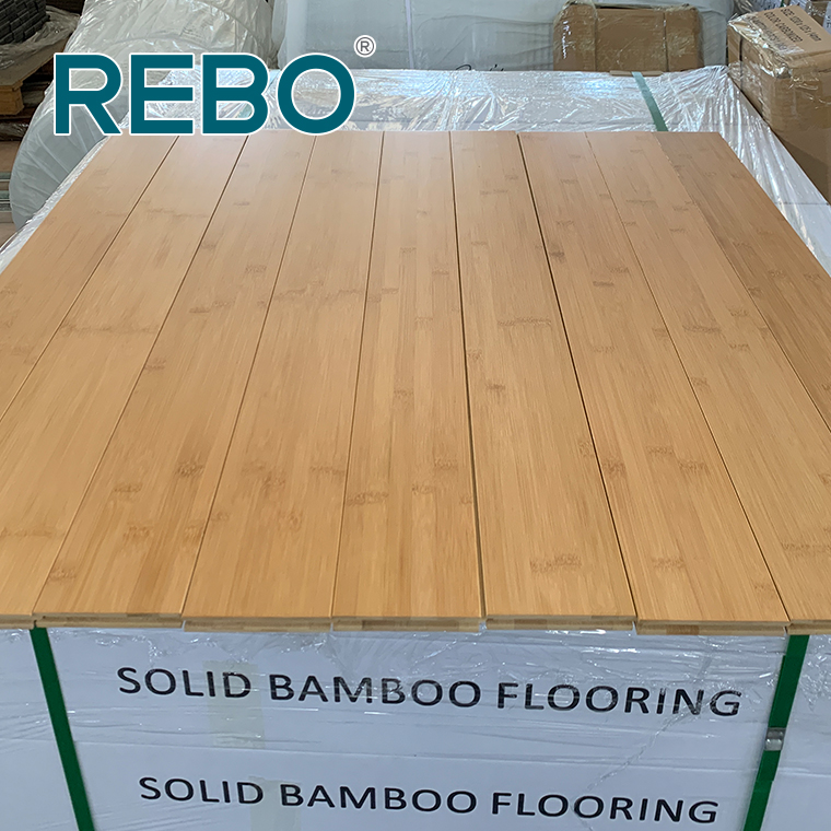 Petele Ẹya Carbonized Ri to Bamboo Flooring Planks Ifihan Pipa