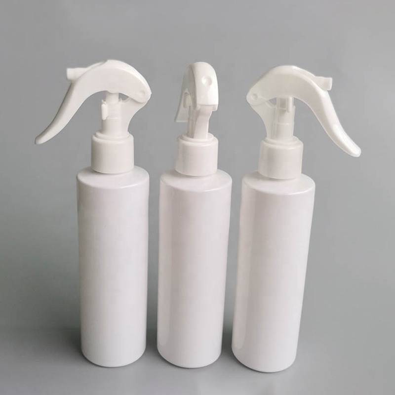 Botella de plástico desinfectante de manos líquido de 8 onzas con pulverizador de gatillo