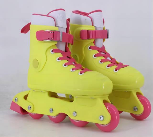 Custom inline skates Traditional lightspeed inline skate with patent system The same as the most popular TV series