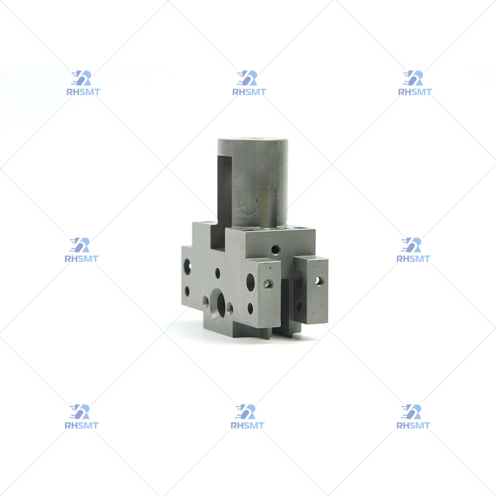 Universal UIC Instruments Housing Clinch 43470602