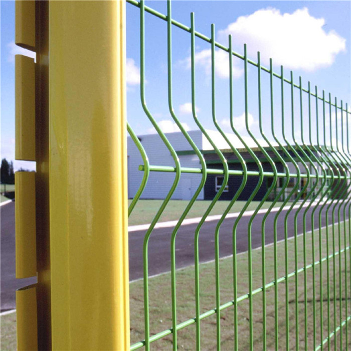 3D Curved Welded Mesh Fence Panel Triangle Welded Fence 3D curved Garden Fence  bening fence panel welded wire mesh fence panel