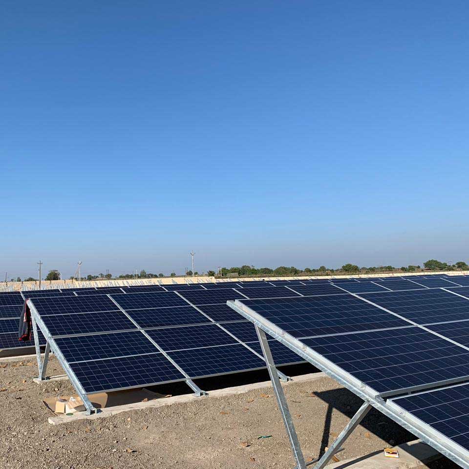 1MW päikeseenergia projekt Indias