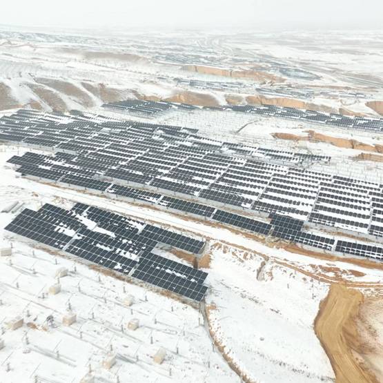LONGi secara eksklusif memasok 200MW modul bifacial Hi-MO 5 untuk proyek tenaga surya di Ningxia, Tiongkok