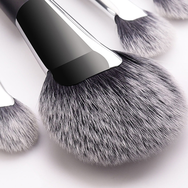 OEM 10pcs Fan Shaped Makeup Brush Set New Model Picture 1