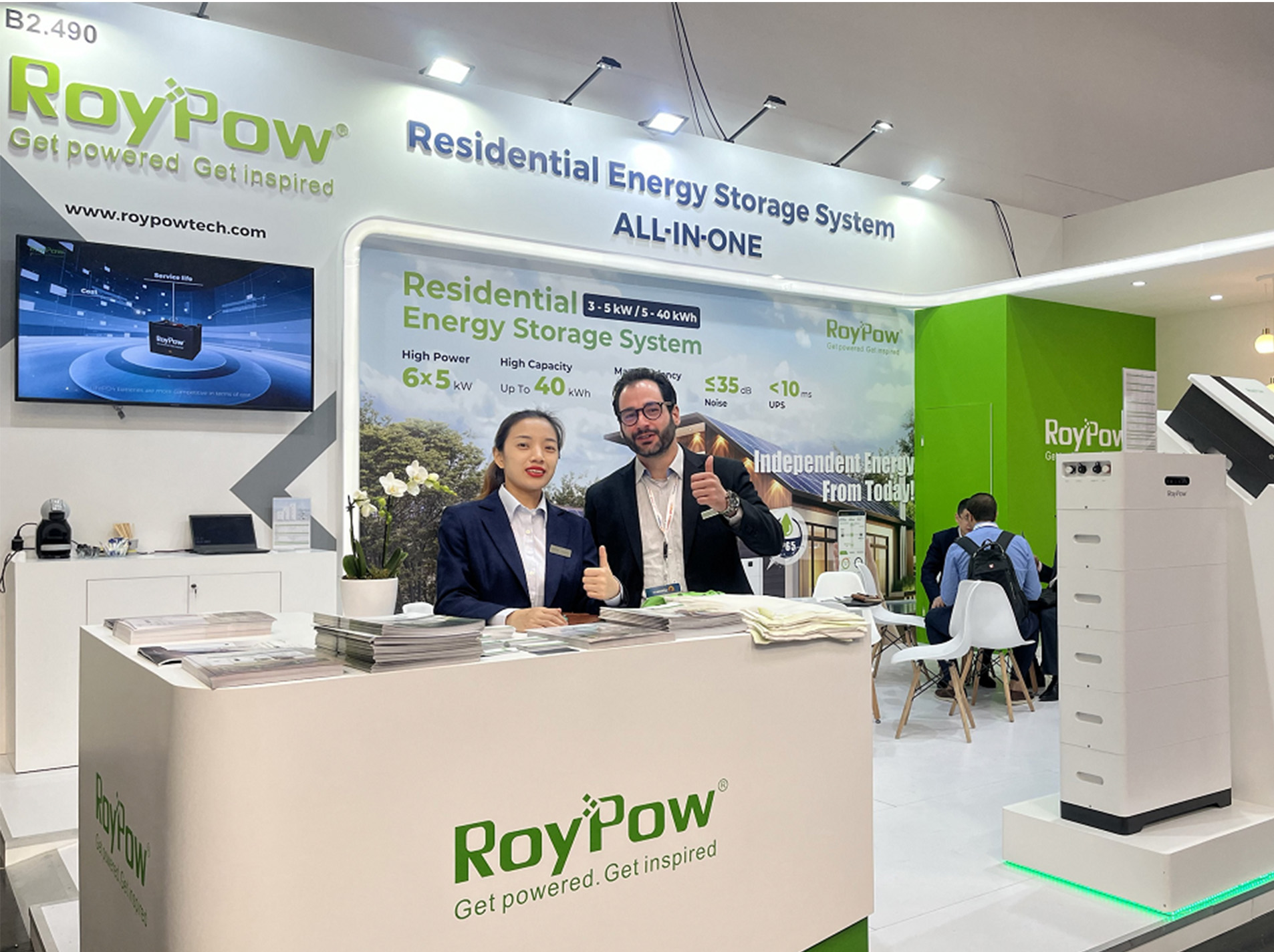 RoyPow présente un système de stockage d'énergie résidentiel tout-en-un à l'EES Europe 2023