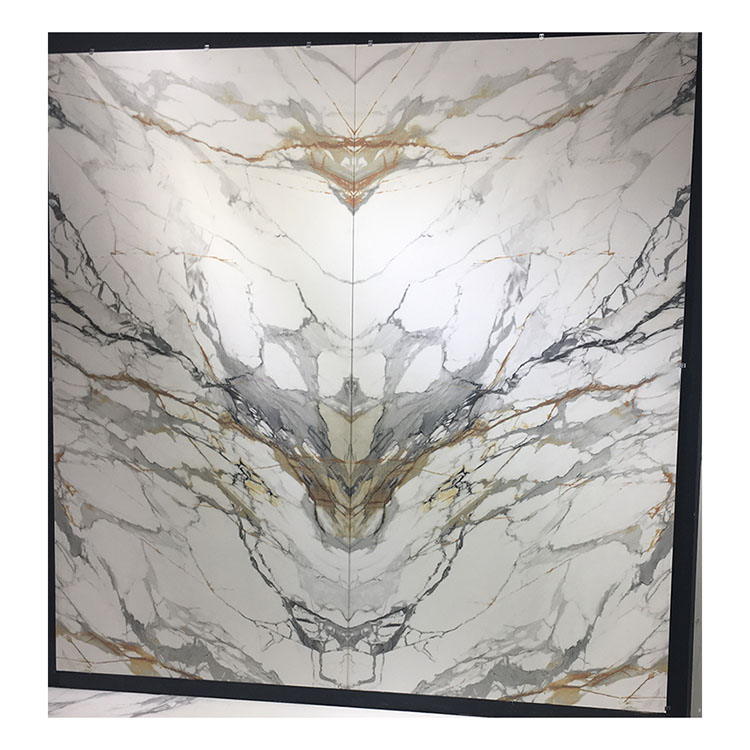White beauty calacatta oro gold marmor za kopalniške stenske ploščice