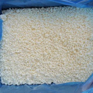 Spicchi d'aglio IQF tagliati a cubetti di aglio sbucciato cinese congelato di qualità premium