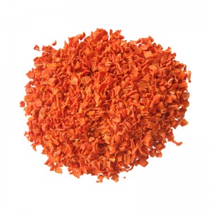 Kurumidza kuendeswa kune wholesale AD karoti Dehydrated Chinese carrot yakaomeswa karoti granules