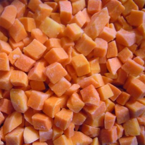 Cubi di carota IQF di carota cinese congelata cun scontu speciale