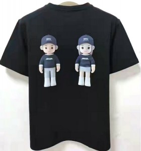 Naka-print na T-shirt ng mga lalaki