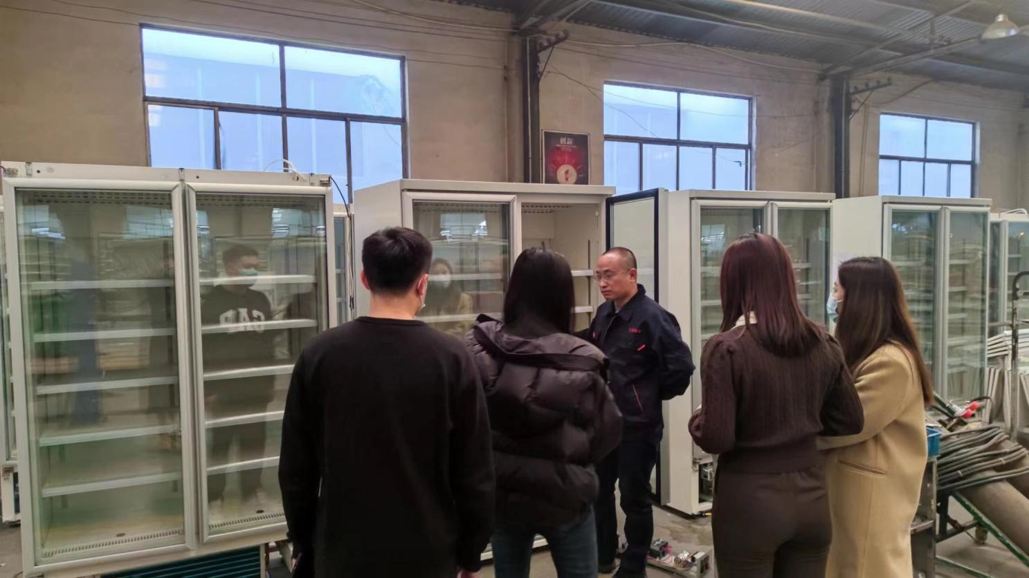 In marzu 2023, i clienti sò ghjunti à visità Shandong Sanao Refrigeration