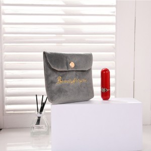 Cosmetic bag for Wholesale Women Drak Green Velvet Pouch Cosmetic Travel Bag for Skincare