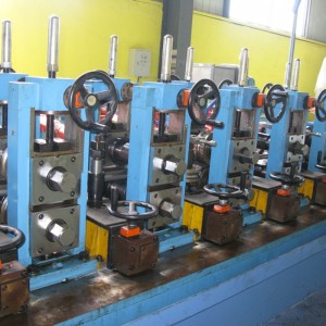 ERW76 Carbon Steel Hollow Section PipeMachine for Construction Pipe
