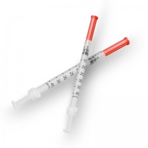 고정 용량의 일회용 의료 멸균 인슐린 주사기