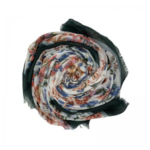 Women Square Shawl 90%Modal10%Silk Blended Fashion Winter Warm Printed Scarf