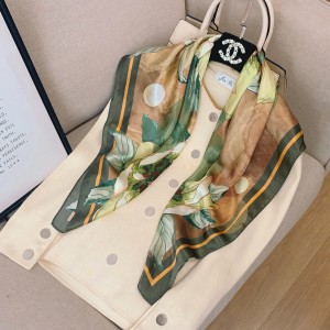 Cheapest Factory China Luxury Hot Sale Design High Quality Fashion Pure Silk Printing Square Scarf