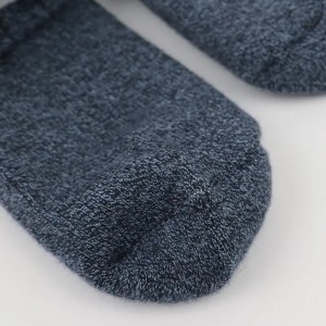Özel tasarımcı tasarım erkekler kış çorap hayvan jakarlı örme kapalı sıcak sarkık ayak bileği kaşmir çorap
