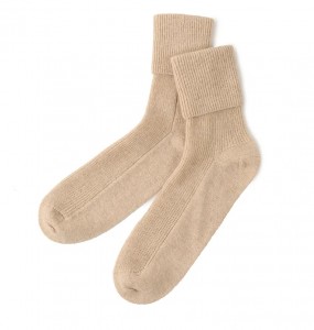 Висококачествени ежедневни сгънати чорапи Дебели есенни зимни плетени топли 100% кашмирени спални чорапи за жени