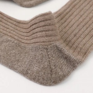 выполненные на заказ однотонные внутренние монгольские кашемировые мужские носки, дизайнерские женские милые зимние спальные дешевые шерстяные носки