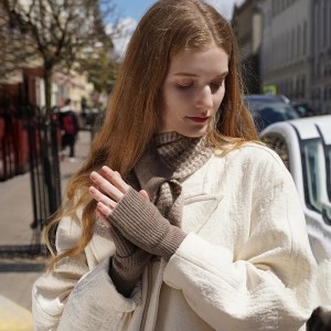 Inverno personalizado OEM masculino feminino sem dedos tricotado 100% caxemira luvas de caxemira lisas personalizadas luvas quentes personalizadas para mulheres