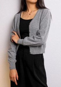 kundenspezifischer 100% Kaschmir-Frauen-Strickoberteil Winter warme Art und Weise glatt gestrickter Langarm-Kaschmir-Strickjacke-Pullover