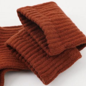 ការរចនាផ្ទាល់ខ្លួនលក់ដុំ & និមិត្តសញ្ញា slouch ខ្លីនាវិក 100% wool ស្ត្រីរដូវរងារស្រោមជើងបន្ទប់គេង