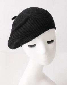roztomilý lacný zimný úplet 100% kašmírový baretový klobúk ženy luxusné ny čiapky s čiapočkou unisex s vlastným logom