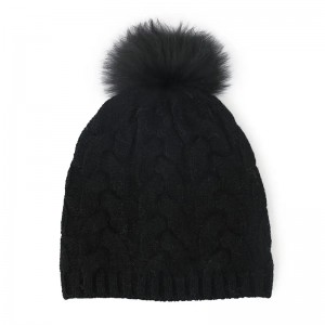 персонализиран кабелен дизайн плетена зимна шапка дамска топла шапка с помпон с кожа на лисица с лого на бродерия