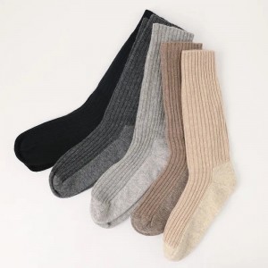 op maat gemaakte effen kleur binnenmongolië kasjmier mannen sokken designer vrouwen leuke winter slaapkamer goedkope tube wollen sokken