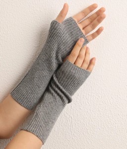 зимска нарачка OEM дами за мажи без прсти плетени 100% кашмирски белезници обичен ребро кашмир прилагодени слатки топли ракавици за жени