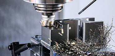 Solution to milling problem of cemented carbide tool