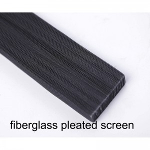Sgrion uinneag pleated