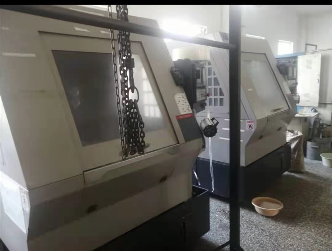 Machine de gravure et de fraisage CNC