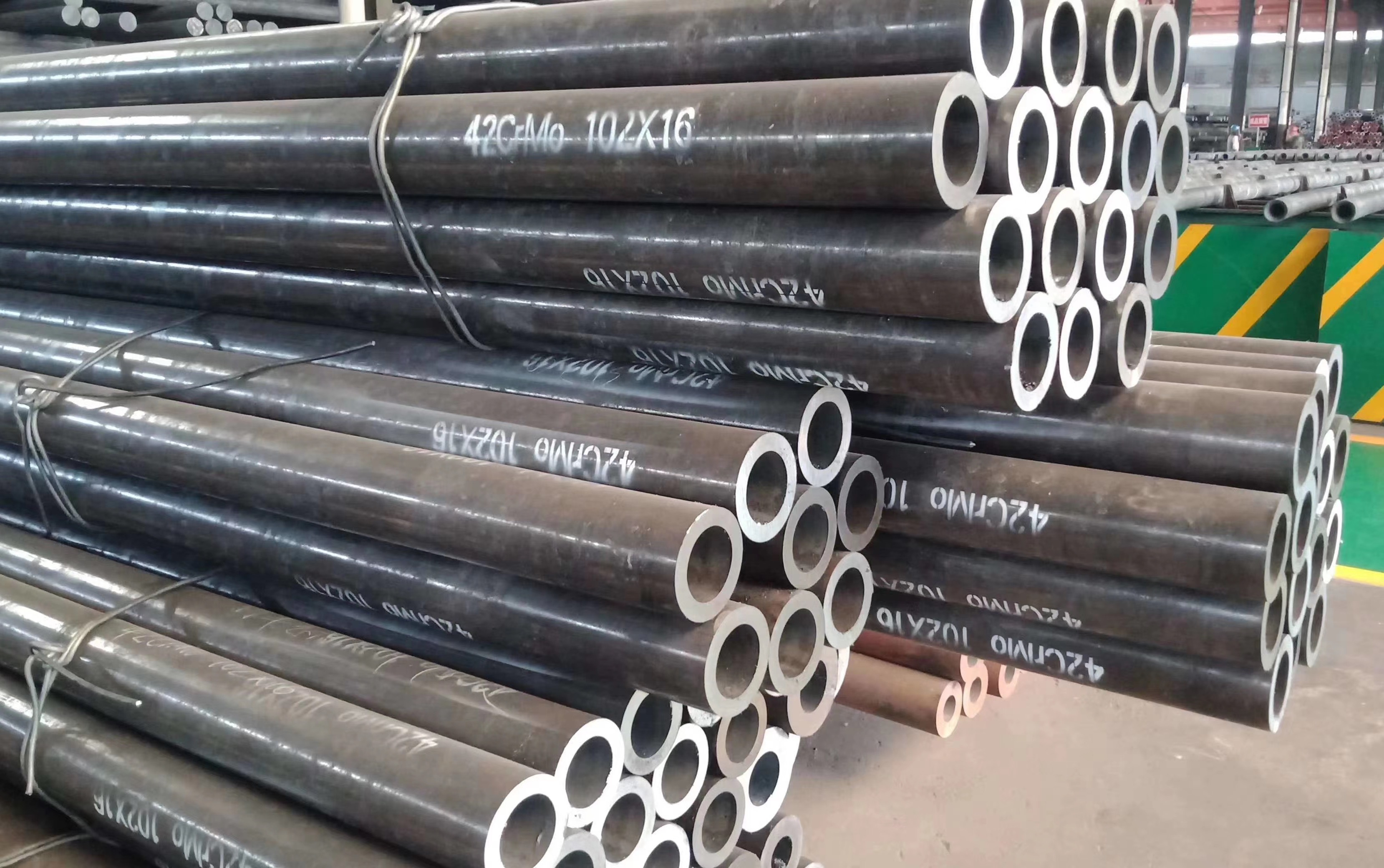 Pipe Aloy Steel (P11 Alloy Steel Tube) çi ye?