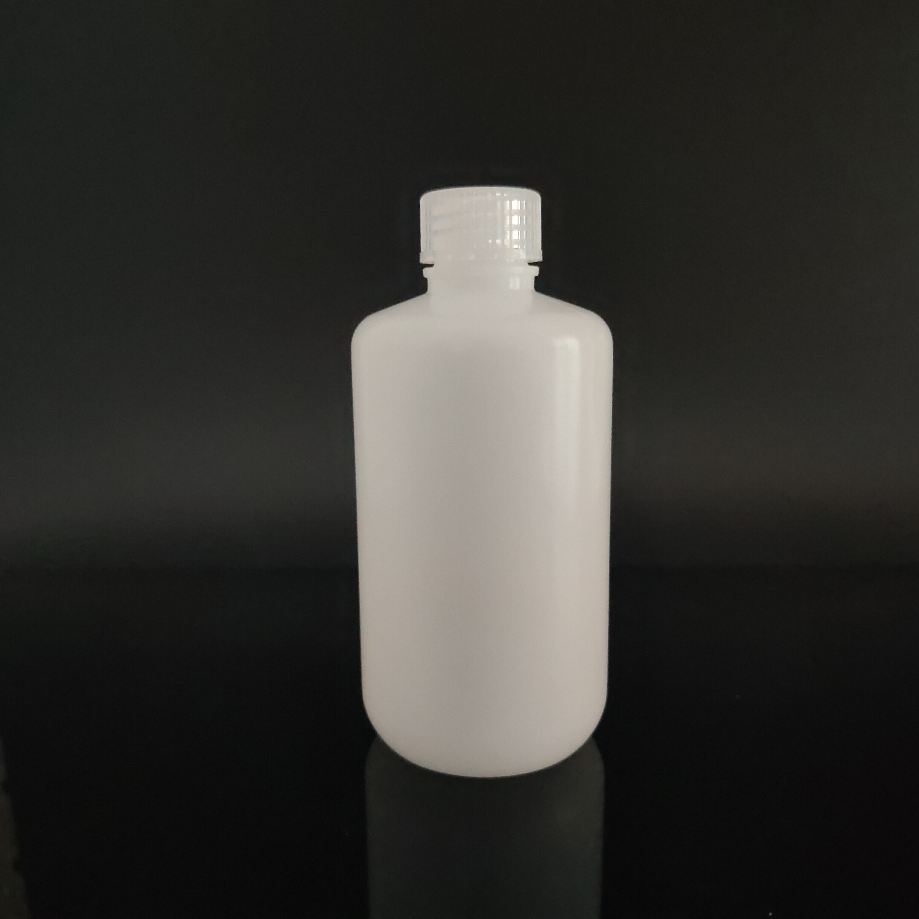 Flacons de réactif en plastique de 250 ml, PEHD, col étroit, blanc/marron