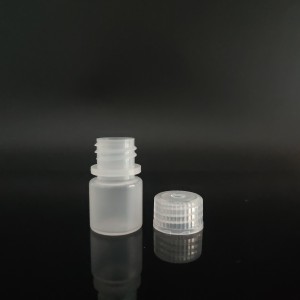 8 ml-es műanyag reagens flakonok, PP, széles szájú, átlátszó / barna