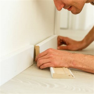 Femetheri e Ikemetseng ka ho Fetisisa ea PVC Material Vinyl Stair Board Skirting SPC Flooring Accessories