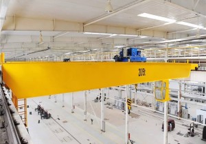 Мостни кран са двоструким носачем од 32 тоне са колицима за подизање
