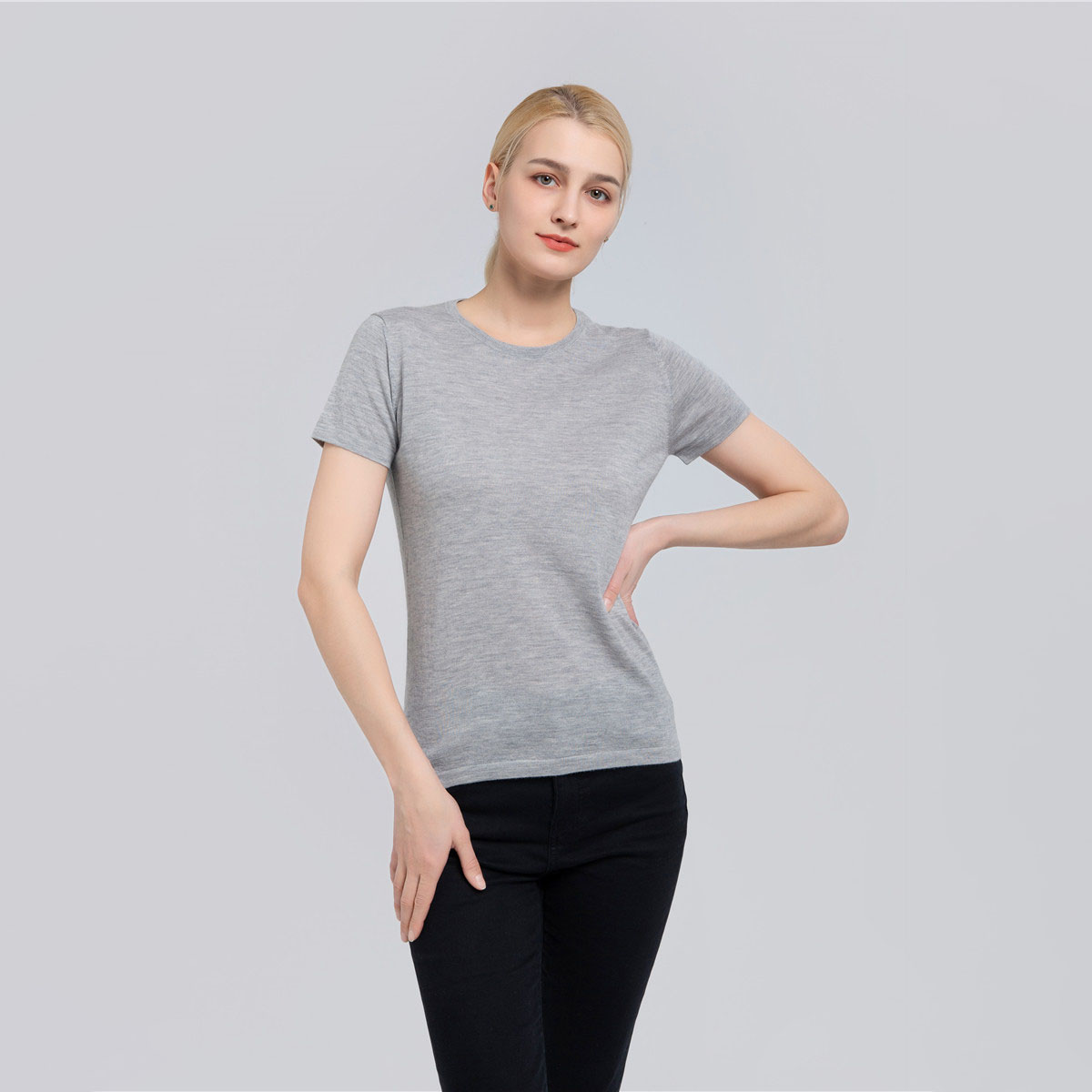 छोटी बाजू वाली फाइन गेज वाली महिलाओं की टी-शर्ट SFC-541S-16