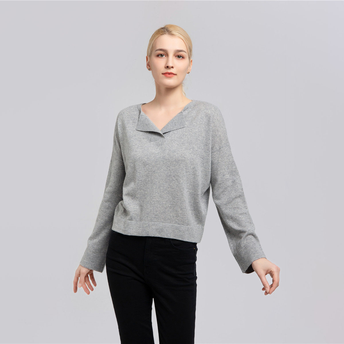 Женски џемпер од кашмира ВФ1763110