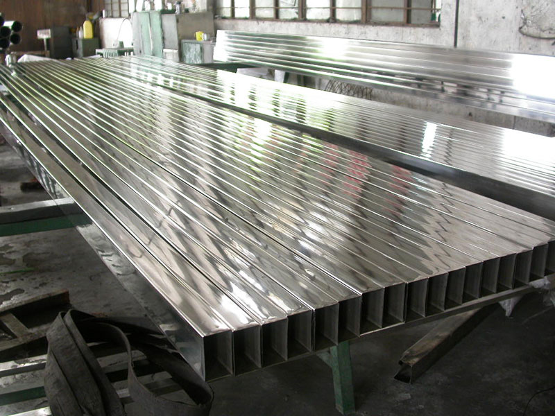 Kargeha Chinaînê ya ji bo lûleya polayê zengarnegir ISO9001 Bêhûze Welded ERW Qada dor DC51D Dx52D SGCC Sghc Germ 4 Inch 6m 12m 8m 4m 1m Pipe Steel Galvanized Coated Zinc