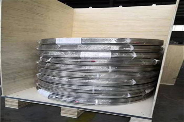 لوله سیم پیچ فولادی ضد زنگ ASTM A213، A269 904L در چین